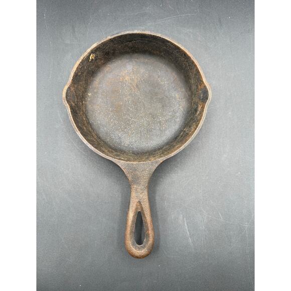 Vintage Lodge 3 SK D H2 Cast Iron Skillet 6 '' Notch Heat Ring Fry Pan - Picture 7 of 9